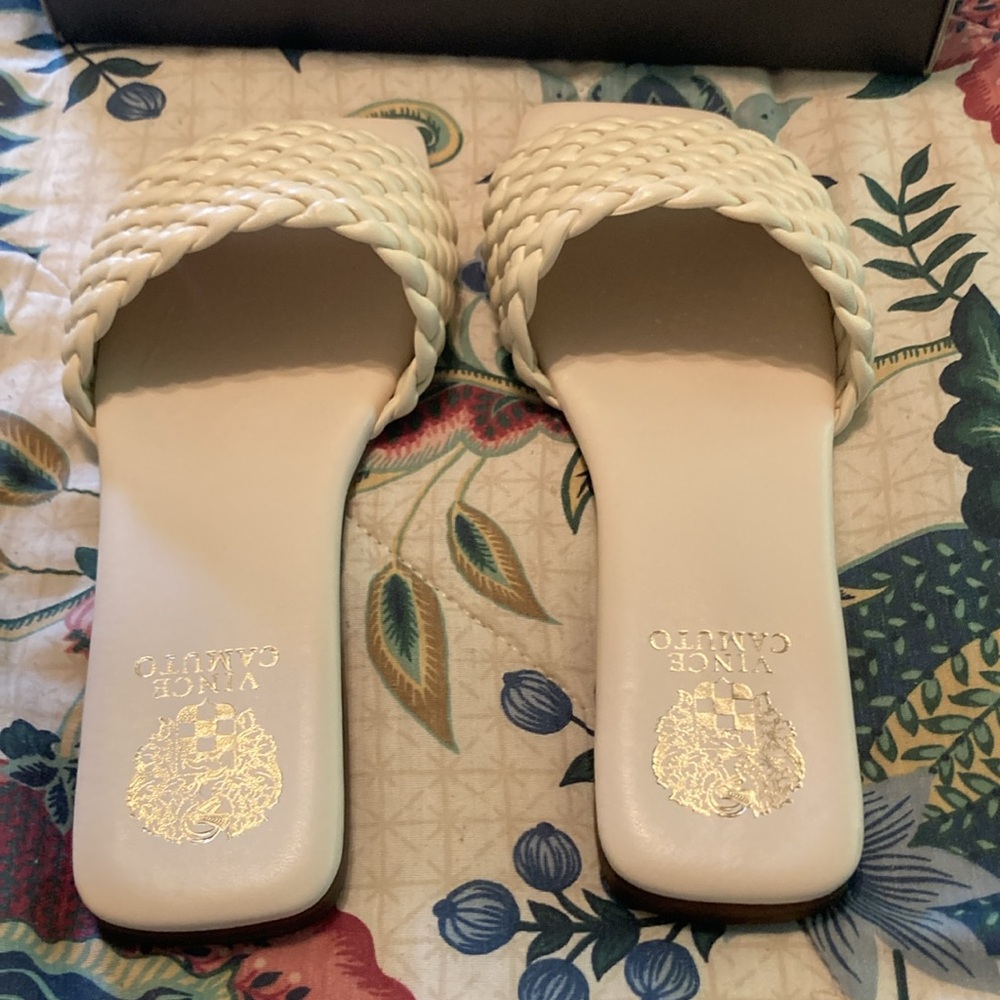 NEW Vince Camuto VC-Arusha Creamy White Braided Sandals Size 10 - Picture 4 of 14